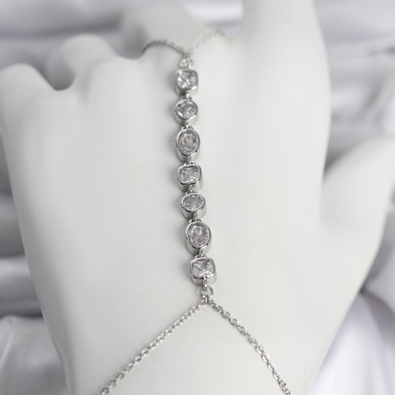 Pirinç Gümüş Renk Sıralı Zirkon Taşlı Kadın Şahmeran