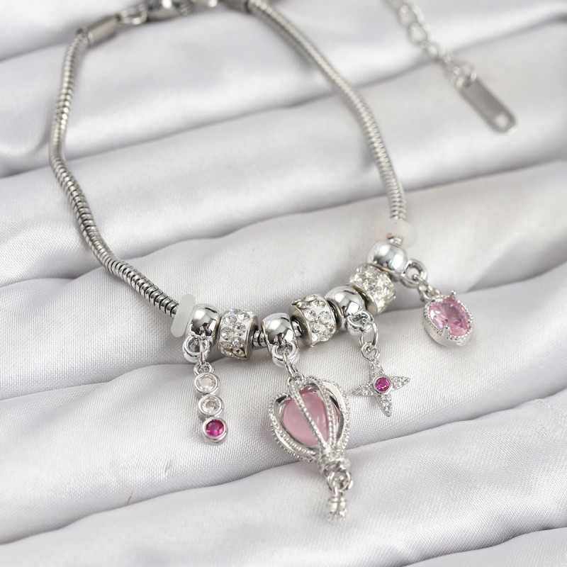 Pirinç Gümüş Renk Uçan Balon Charmlı Kadın Bileklik