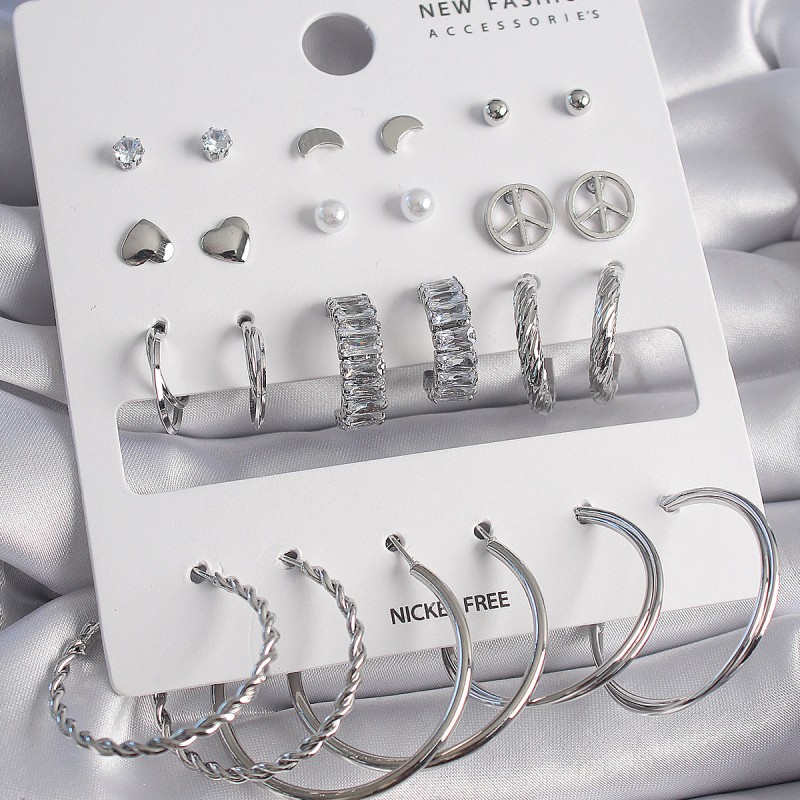 Pirinç Gümüş Renk Zirkon Taşlı 12 Çift Kadın Küpe Seti