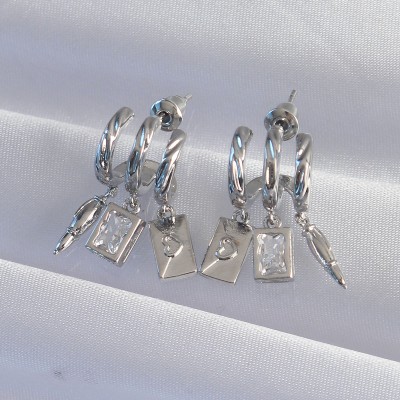 Pirinç Gümüş Renk Zirkon Taşlı Çoklu Aksesuarlı Yarım Halka Kaburga Küpe