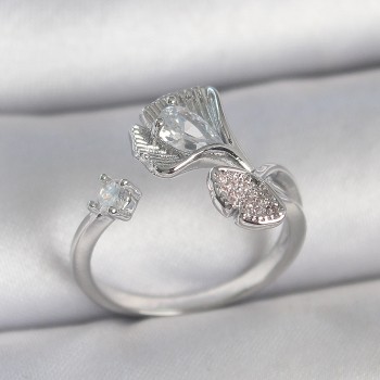 Pirinç Gümüş Renk Zirkon Taşlı Deniz Kabuğu Model Ayarlanabilir Kadın Yüzük