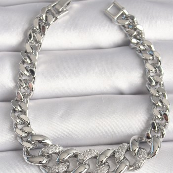 Pirinç Gümüş Renk Zirkon Taşlı Kalın Halka Model Kadın Bileklik