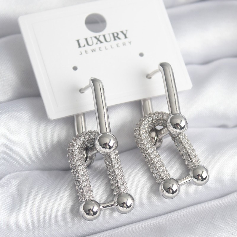 Pirinç Gümüş Renk Zirkon Taşlı Model VIP Seri Kadın Küpe