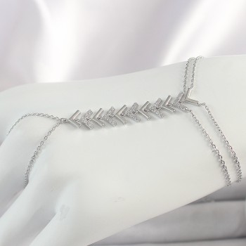 Pirinç Gümüş Renk Zirkon Taşlı V Model Kadın Şahmeran