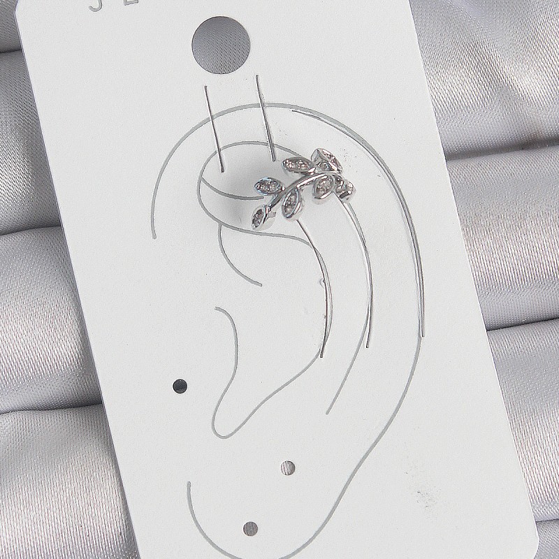 Pirinç Gümüş Renk Zirkon Taşlı Yaprak Model Kıkırdak Kadın Küpe