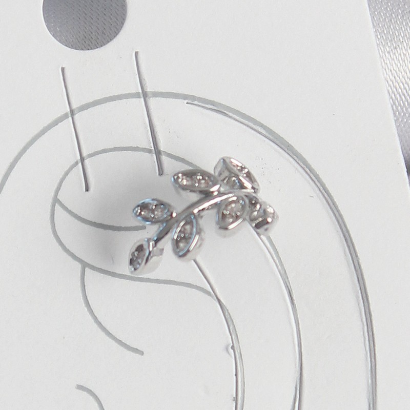 Pirinç Gümüş Renk Zirkon Taşlı Yaprak Model Kıkırdak Kadın Küpe