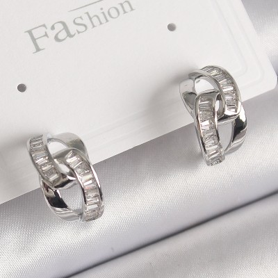 Pirinç Gümüş Renk Zirkon Taşlı Zincir Model Kadın Küpe