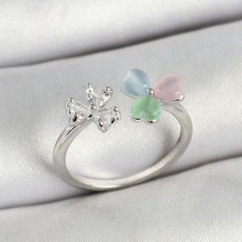 Pirinç Kalp Figürlü Zirkon Taşlı Gümüş Renk Ayarlanabilir Kadın Yüzük