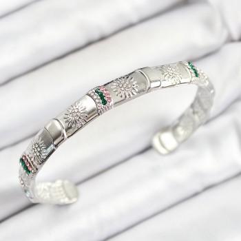 Pirinç Karışık Zirkon Taşlı Çiçek Model Gümüş Renk Altı Açık Kadın Bileklik