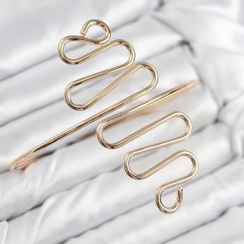 Pirinç Kıvrımlı Model Gold Renk Kadın Pazu Bileklik