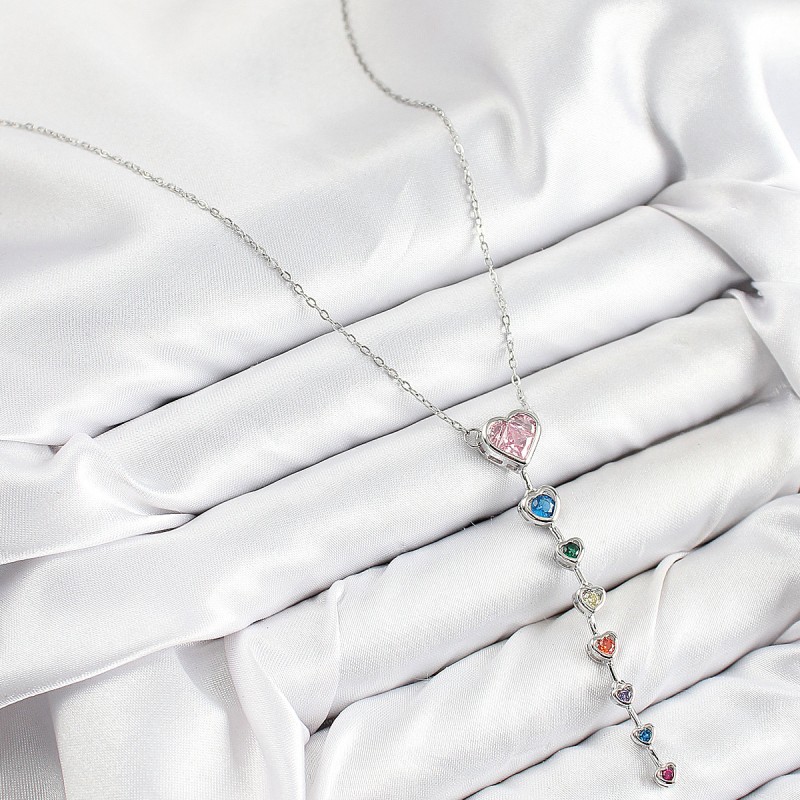 Pirinç Renkli Zirkon Taşlı Kalp Model Gümüş Renk Kadın Y Kolye