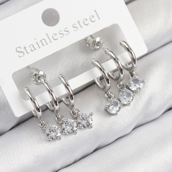 Pirinç Sallantılı Zirkon Taşlı Model Gümüş Renk Kadın Küpe