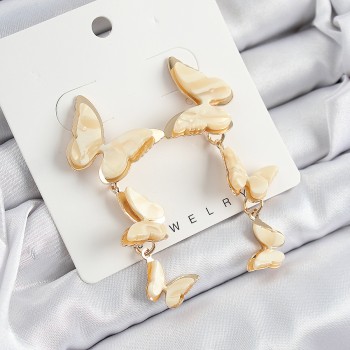 Pirinç Sedef Sallantılı Mermer Desenli Kelebek Model Gold Renk Vintage Kadın Küpe