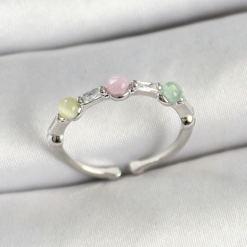 Pirinç Sıralı Boncuk Figürlü Zirkon Taşlı Gümüş Renk Ayarlanabilir Kadın Yüzük