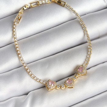 Pirinç Sıralı Pembe Kalp Figürlü Zirkon Taşlı Gold Renk Kadın Bileklik