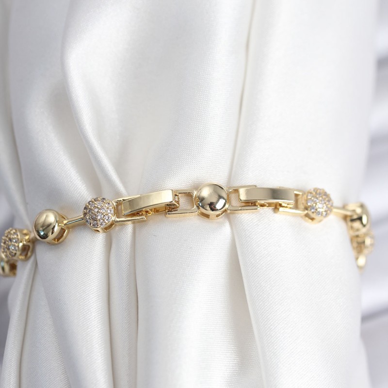 Pirinç VIP Seri Gold Renk Topçuk Model Kadın Bileklik