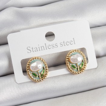 Pirinç Yeşil Mineli Lale Figürlü Sanatsal Portre Model Gold Renk Kadın Küpe