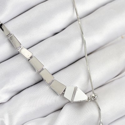 Pirinç Yılan Model Gümüş Renk Asansörlü Kadın Kolye