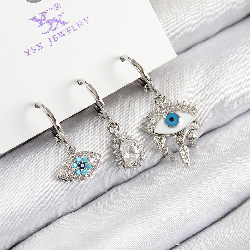 Pirinç Zirkon Taşlı 3'lü Fatma'nın Gözü Model Gümüş Renk Kadın Küpe