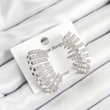 Pirinç Zirkon Taşlı Çoklu Görünümlü Model Gümüş Renk Kadın Küpe