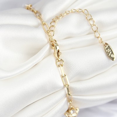 Pirinç Zirkon Taşlı Deniz Kabuğu Model Gold Renk Kadın Bileklik