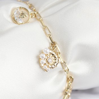 Pirinç Zirkon Taşlı Deniz Kabuğu Model Gold Renk Kadın Bileklik