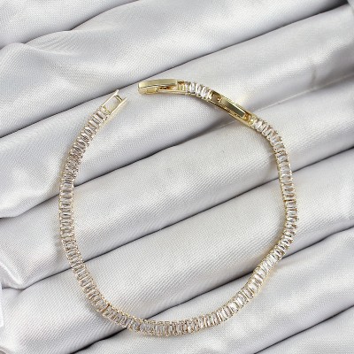 Pirinç Zirkon Taşlı İnce Su Yolu Model Gold Renk Kadın Bileklik