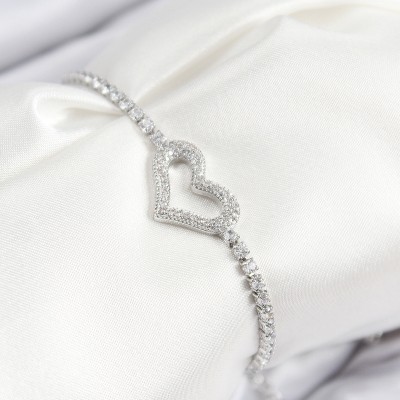 Pirinç Zirkon Taşlı Kalp Model Gümüş Renk Asansörlü Kadın Bileklik