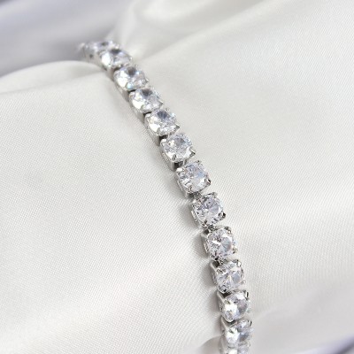 Pirinç Zirkon Taşlı Kare Model Gümüş Renk Asansörlü Kadın Bileklik