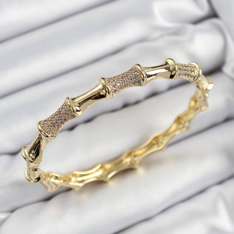 Pirinç Zirkon Taşlı Kemik Model Gold Renk Vip Kadın Bileklik