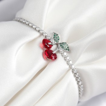 Pirinç Zirkon Taşlı Kiraz Model Gümüş Renk Asansörlü Kadın Bileklik