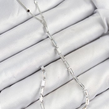 Pirinç Zirkon Taşlı Model Gümüş Renk Y Kolye