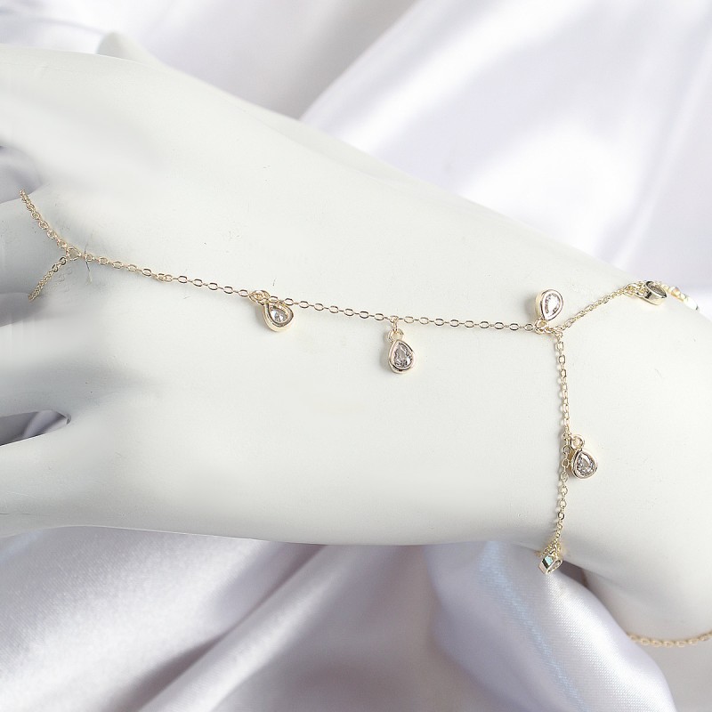 Pirinç Zirkon Taşlı Sallantılı Damla Model Gold Renk Kadın Şahmeran