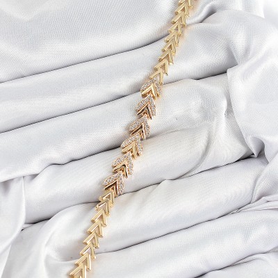 Pirinç Zirkon Taşlı Sıralı Ok Model Gold Renk Kadın Bileklik