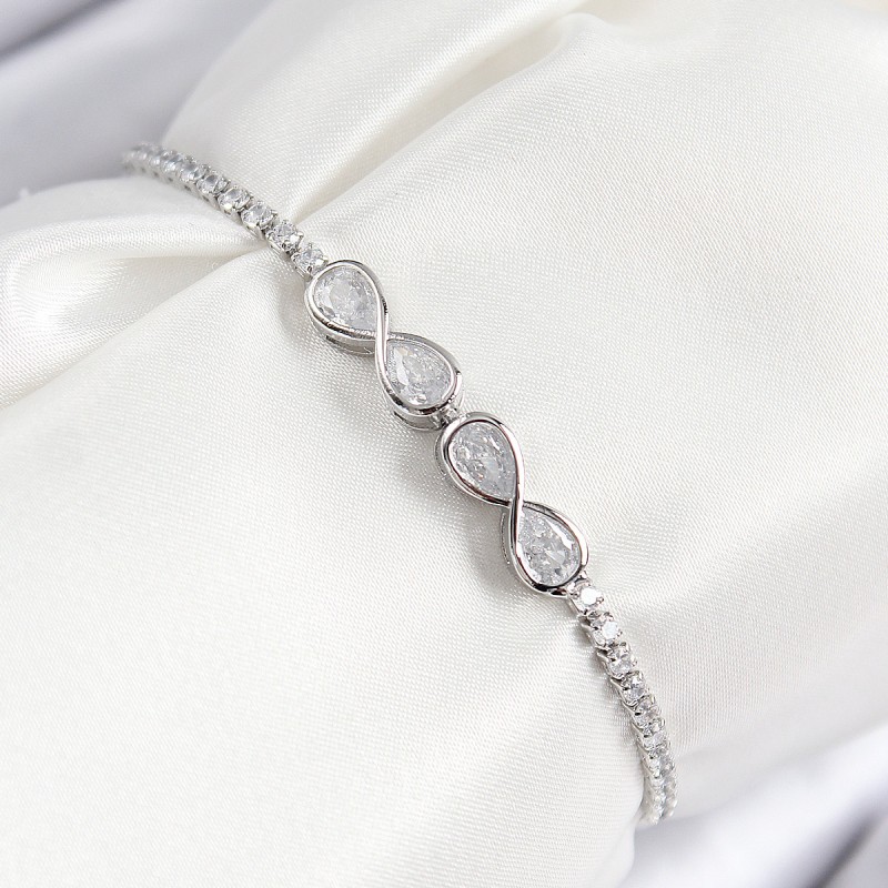 Pirinç Zirkon Taşlı Sonsuzluk Model Gümüş Renk Asansörlü Kadın Bileklik