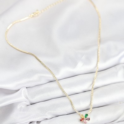 Pirinç Zirkon Taşlı Su Yolu Asorti Çiçek Model Gold Renk Kadın Kolye