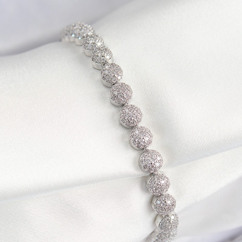 Pirinç Zirkon Taşlı Yarım Topcuk Model Gümüş Renk VIP Seri Kadın Bileklik