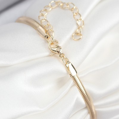 Pirinç Zirkon Taşlı Yıldız Model Gold Renk Kadın Bileklik