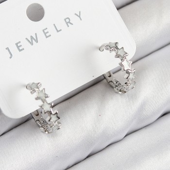 Pirinç Zirkon Taşlı Yıldız Model Gümüş Renk Kadın Küpe