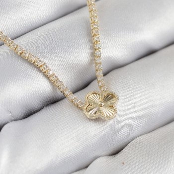 Pirinç Zirkon Taşlı Yonca Model Gold Renk Kadın Kolye