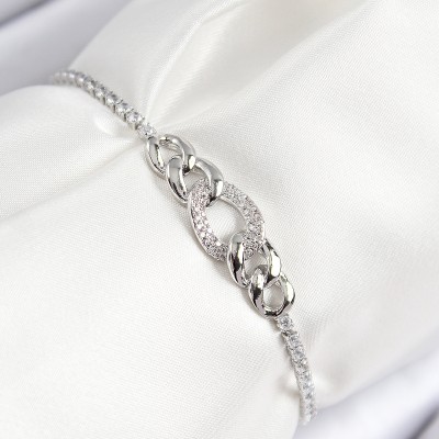 Pirinç Zirkon Taşlı Zincir Model Gümüş Renk Asansörlü Kadın Bileklik