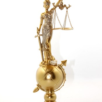 Polyester Dünya Küre Üzerinde Adalet Biblosu Model 2 
