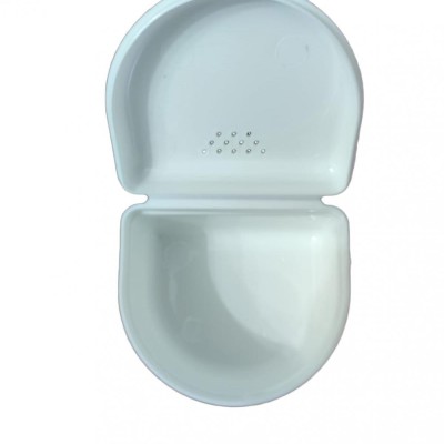 Protez Diş Saklama Kabı