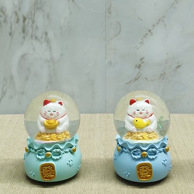 Şans Kedisi Işıklı Kar Küresi 