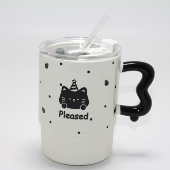 Sevimli Ayı Figürlü Pipetli Kapaklı Porselen Kupa Bardak