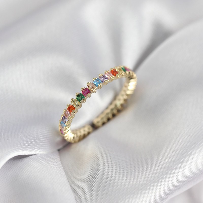 Sıralı Karışık Renkli Gold Renk Zirkon Taşlı Kadın Yüzük