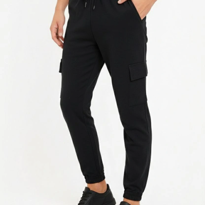 Siyah Jogger Eşofman Altı Rahat Kalıp, Kargo Cepli, Lastikli Paça, Günlük Spor Pantolon - Siyah