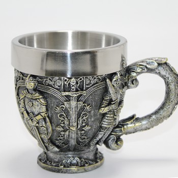 Şövalye Kabartmalı Paslanmaz Çelik Kupa Bardak
