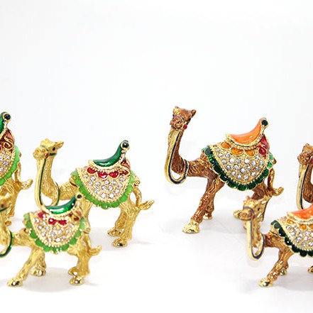 Swarovski Taşlı 3'lü Deve Figürü Model 2 