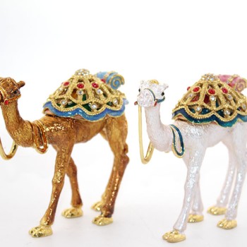 Swarovski Taşlı Tekli Deve Figürü Model 11